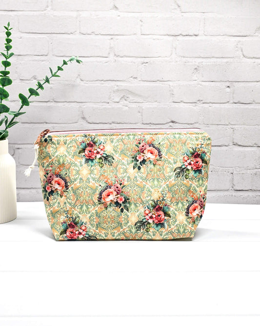 Projekttasche Isvind Bag Vintage Tea Roses – handgenäht in Bayern von Nadelmikado