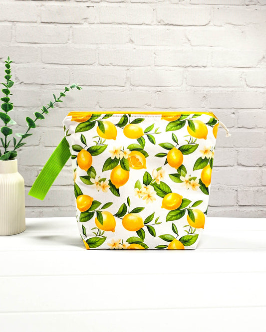 Projekttasche Isvind M Zitronenmotiv handgenäht Bayern von Nadelmikado