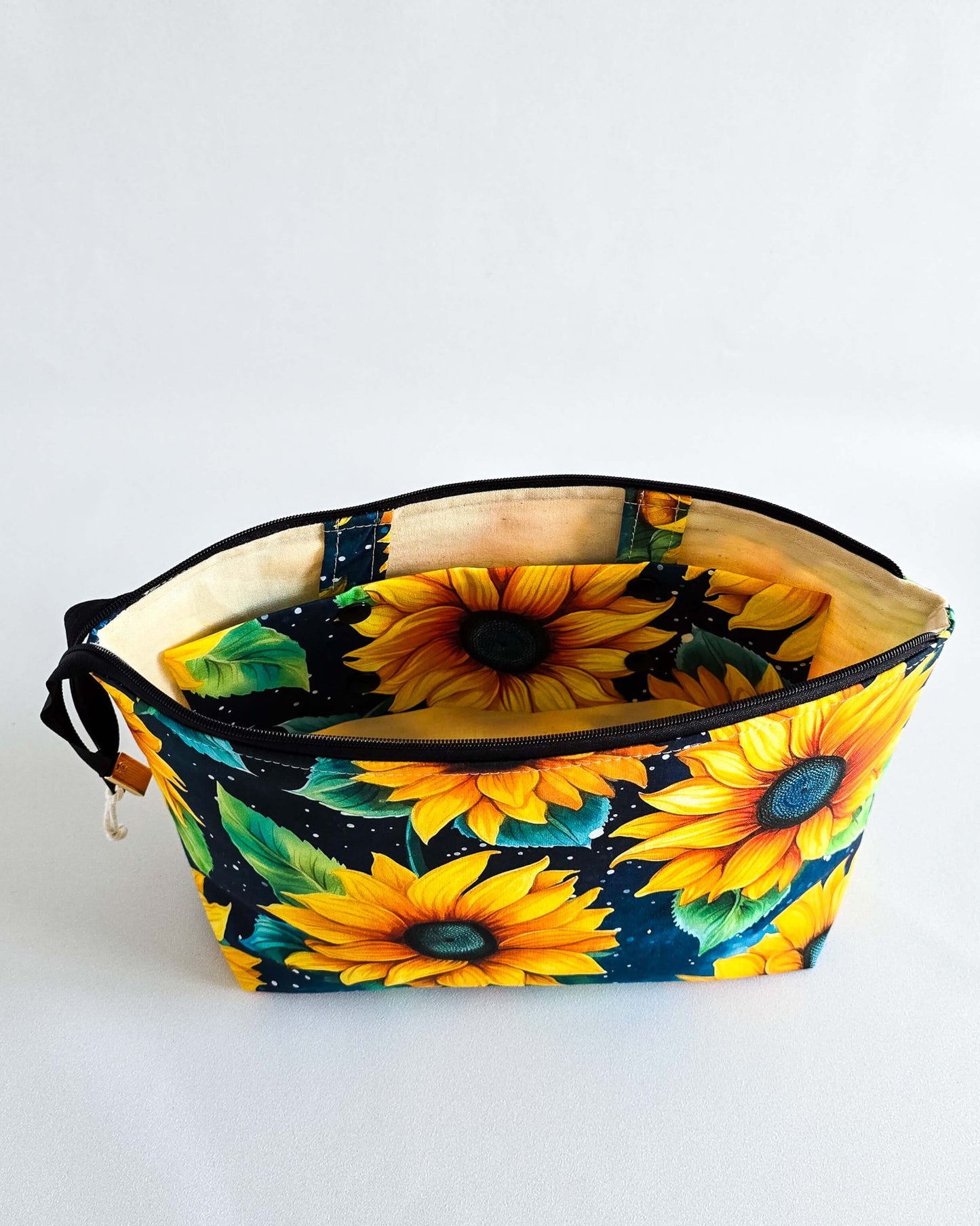 Knit’n Keep „Midnight Sunflowers" - Nadelmikado
