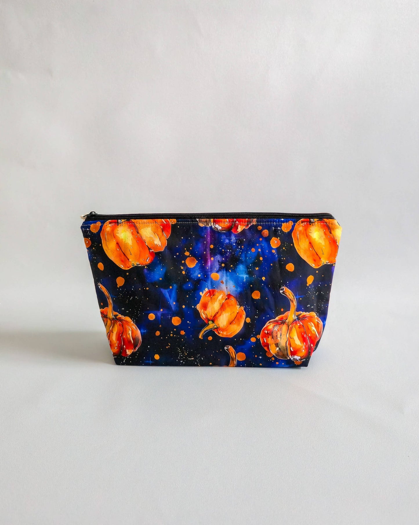 Knit’n Keep Projekttasche „Pumpkin Galaxy“ – Halloween Edition - Nadelmikado