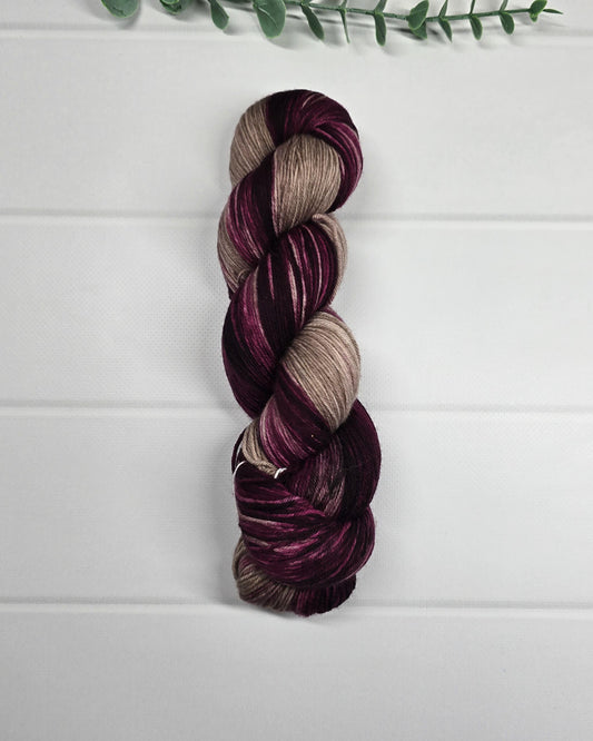 KnitPro Symfonie Terra Cafe Rose Sockenwolle in Taupe, Bordeaux und Rosé