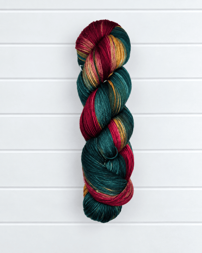 KnitPro Symfonie Terra Old Dehli Sockenwolle in Petrol, Bordeaux, Gold und Beige