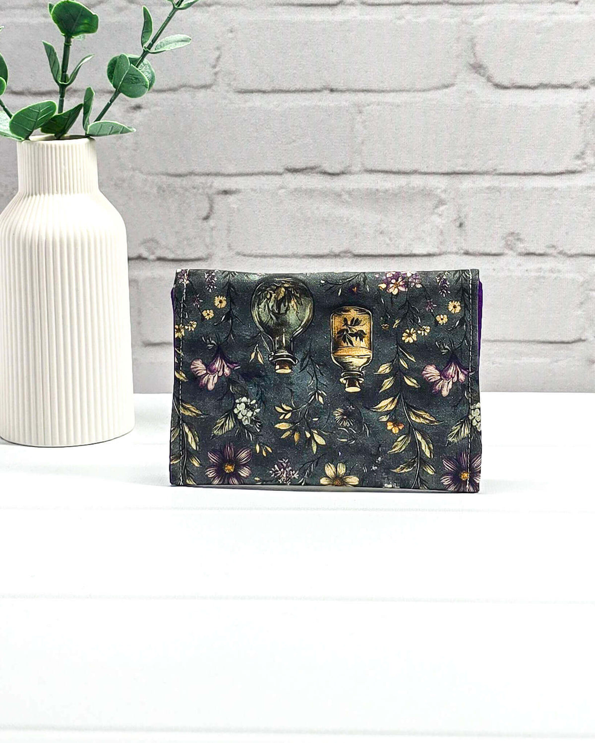 Mini Pouch Botanical Apothecary für Maschenmarkierer und kleines Strickzubehör mit botanischem Apotheker-Motiv. Handgenäht in Bayern von NadelMikado.