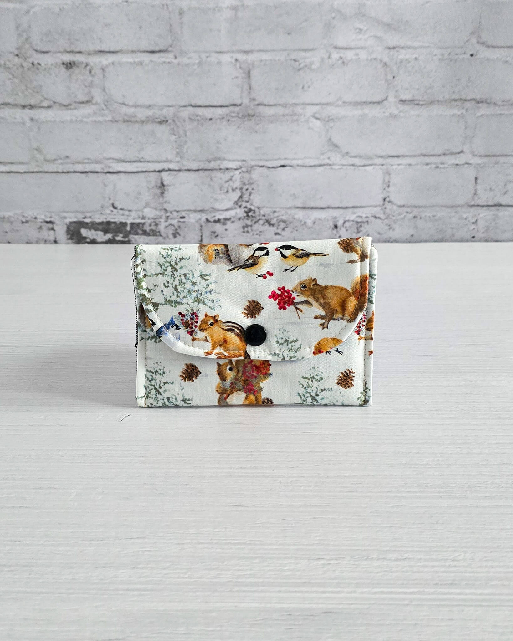 Mini-Pouch Woodland Friends mit Waldtiermotiv - handgenäht in Bayern von Nadelmikado