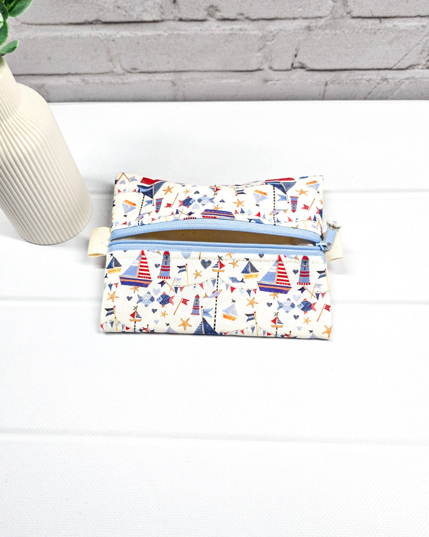 Mini Zip Pouch maritim Segelboot handgenäht Bayern von Nadelmikado
