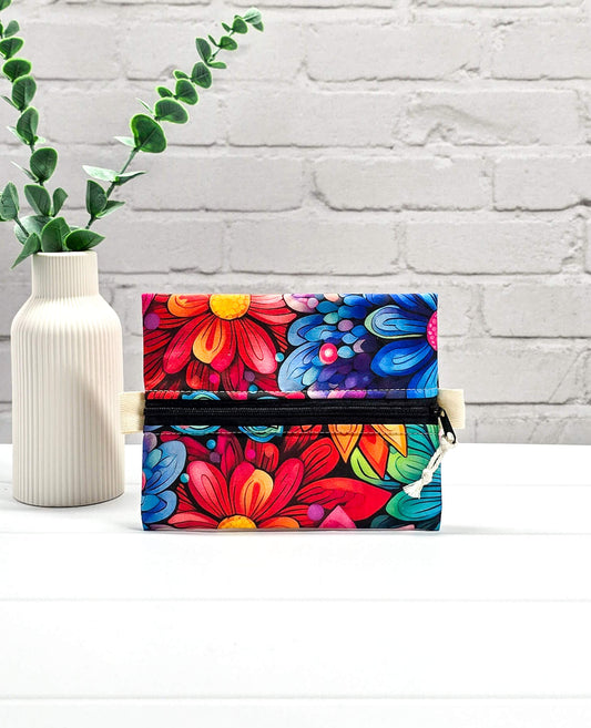 Mini Zip Pouch bunt Blumen modern handgenäht Bayern von Nadelmikado