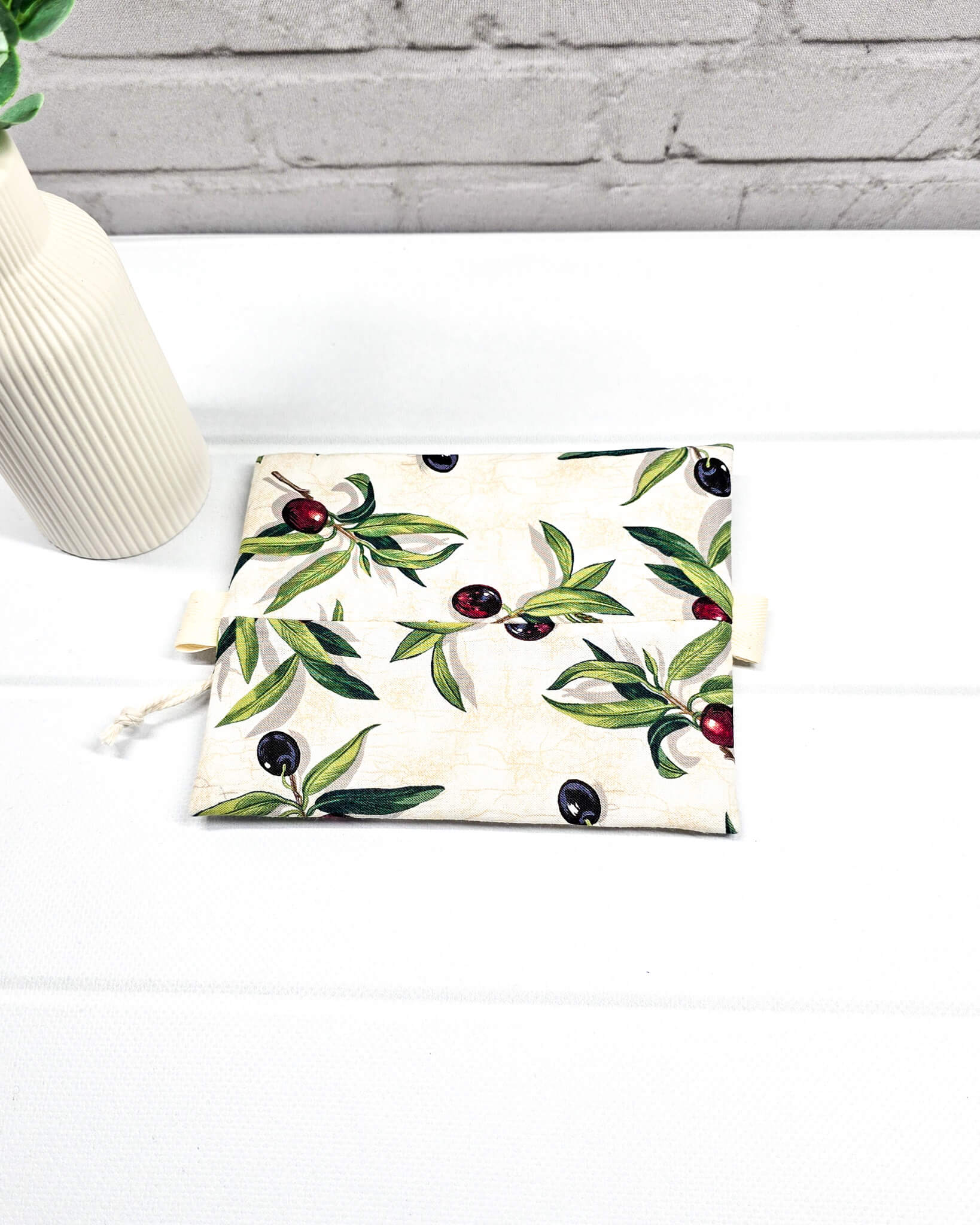 Mini Zip Pouch Olivenzweig Stoff handgenäht Bayern von Nadelmikado