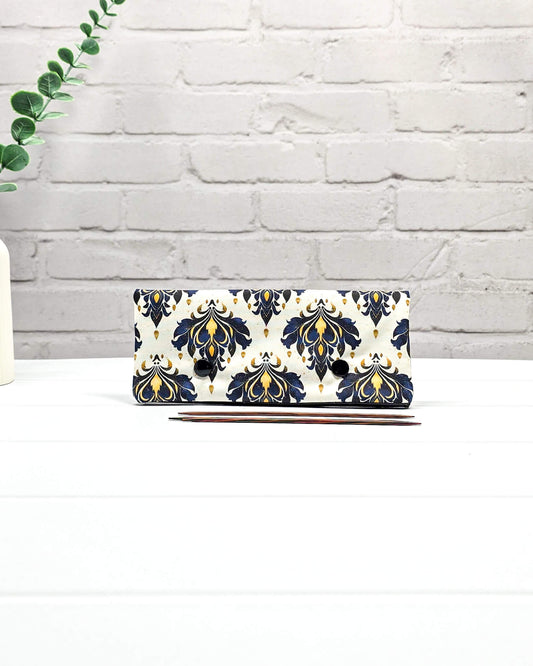 Nadelgarage 15 cm blau gold Ornament handgenäht in Bayern von Nadelmikado