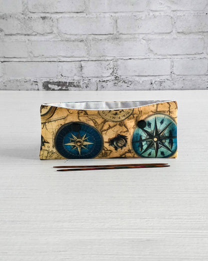 Nadelgarage 15 cm Compass Rose mit Kartenmotiv + handgenäht in Bayern von Nadelmikado