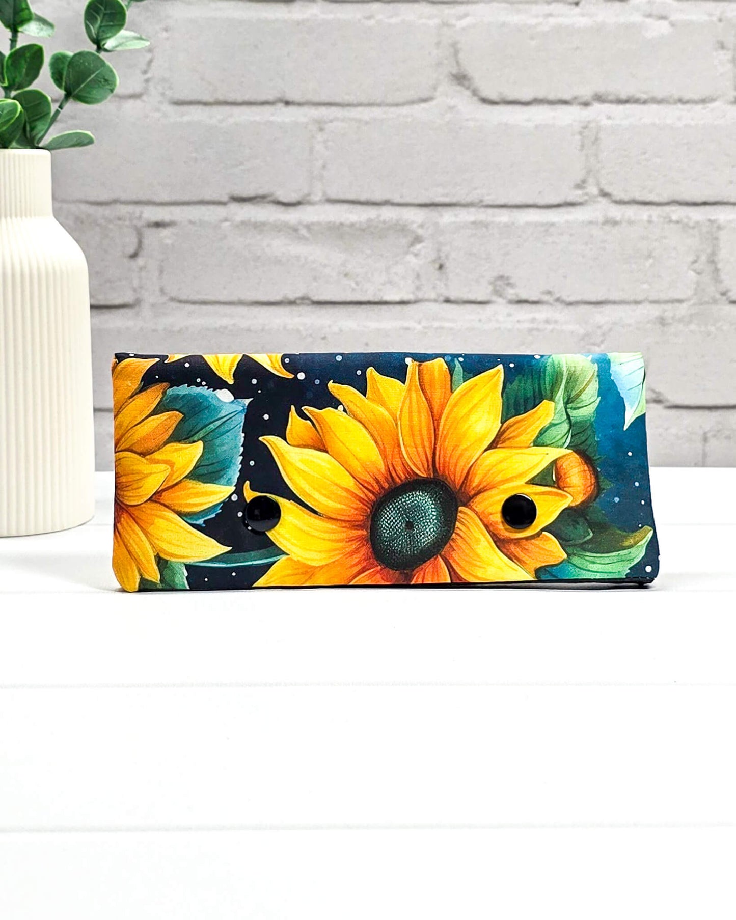 Nadelgarage 15 cm mit Sonnenblumenmotiv aus Baumwolle, handgenäht in Bayern von Nadelmikado