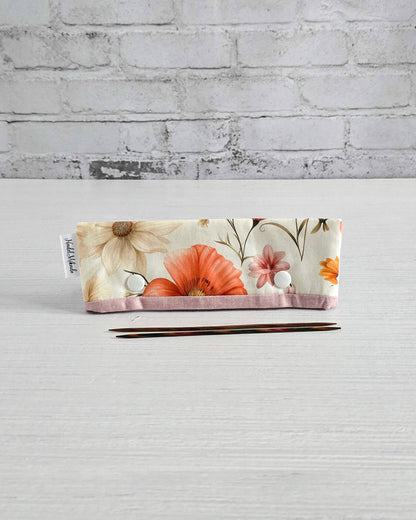 Nadelgarage 15 cm mit floralem Muster, handgenäht in Bayern von Nadelmikado