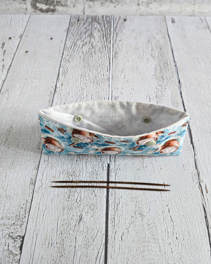 Nadelgarage 15 cm Winter Cocoa Kakao Motiv - handgenäht in Bayern von Nadelmikado