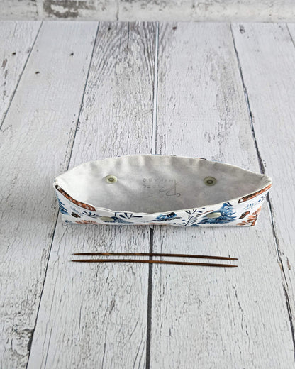 Nadelgarage 15 cm Winter Village mit Häusermotiv - handgenäht in Bayern von Nadelmikado