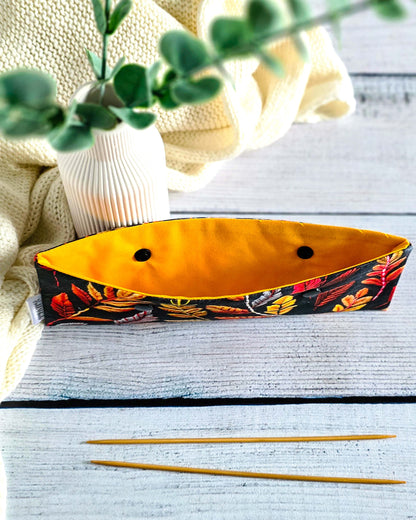 Handmade Nadelgarage für 20 cm Nadelspiele – Autumn Leaves von Nadelmikado aus Bayern