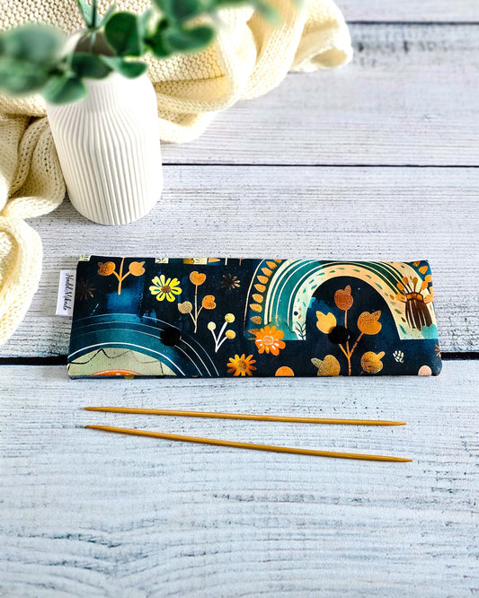 Nadelgarage 20 cm Golden Hour – grafisches Design in Petrol und Gold, handmade in Bayern von Nadelmikado