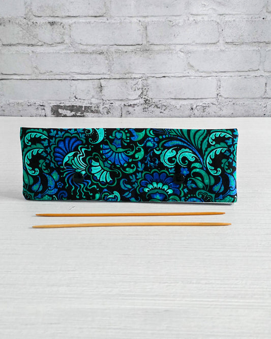 Nadelgarage 20 cm mit Paisleymuster in Petrol und Blau - handgenäht in Bayern von Nadelmikado