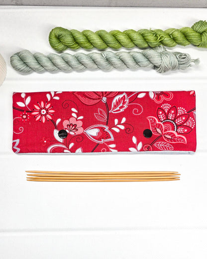 Nadelgarage 20 cm rotes Blumenmuster Nadelmikado  - handgenäht in Bayern
