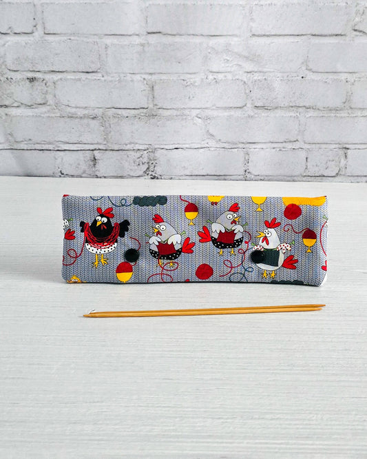 Nadelgarage 20 cm Strickhühner – für 20 cm Nadelspiele handgenäht in Bayern von Nadelmikado