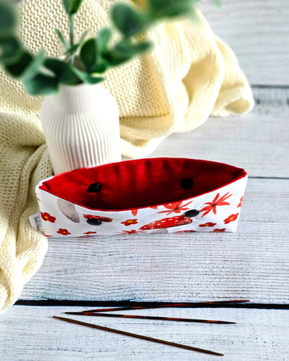 Nadelgarage Autumn Shrooms – Pilzmotiv in Rot und Orange, handgenäht in Bayern von Nadelmikado