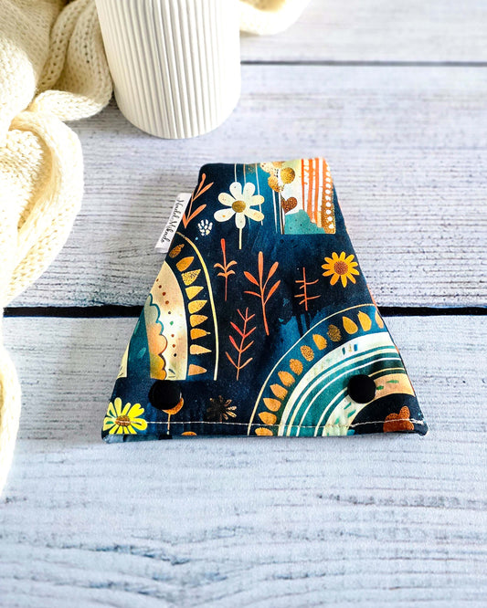 Nadelgarage Trio Autumn Blooms – Retro-Blumenmuster in Herbstfarben, handmade in Bayern von Nadelmikado