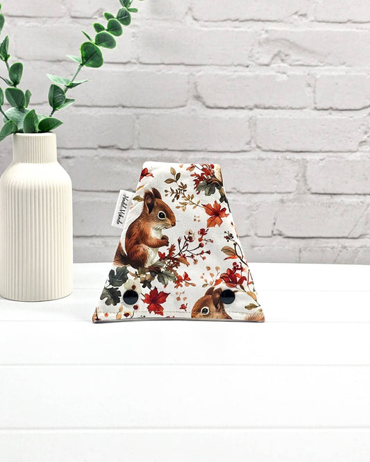 Nadelgarage Trio Autumn Squirrels – Eichhörnchenmotiv, handmade in Bayern von Nadelmikado
