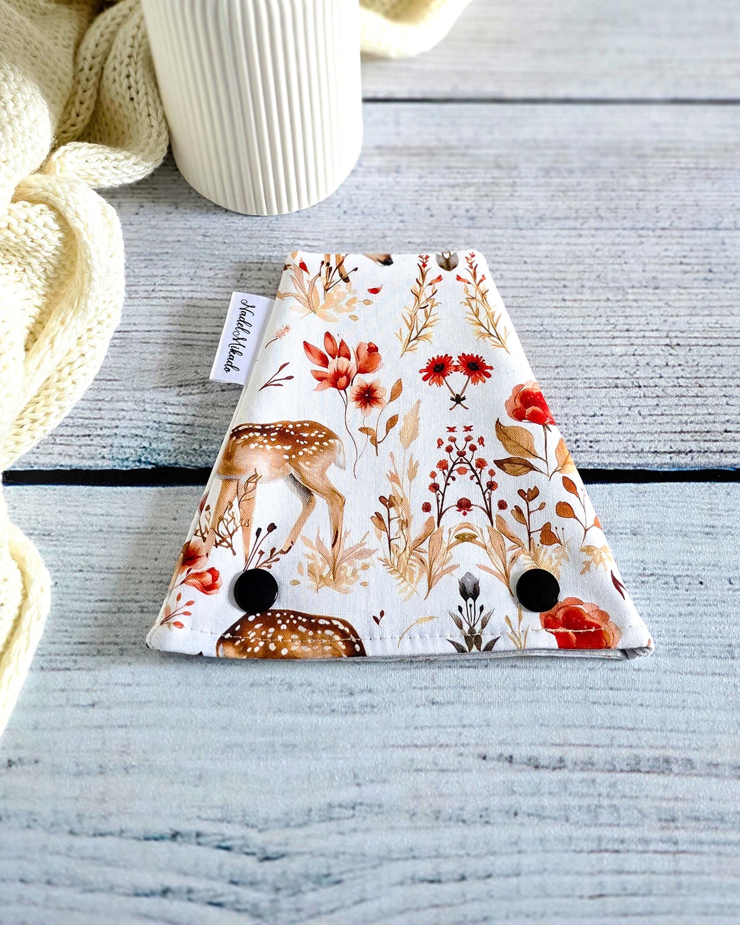 Nadelgarage Trio Forest Fawn – Rehmotiv, handgenäht in Bayern von Nadelmikado