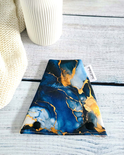 Nadelgarage Trio Golden Lines – Blau-Gold-Design, handgenäht in Bayern von Nadelmikado