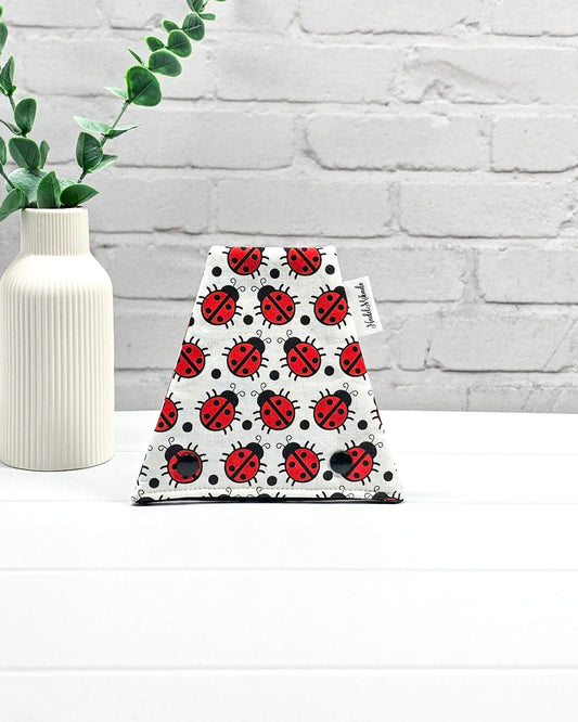 Nadelgarage Trio Lucky Ladybug – Marienkäfer-Design, handmade in Bayern von Nadelmikado