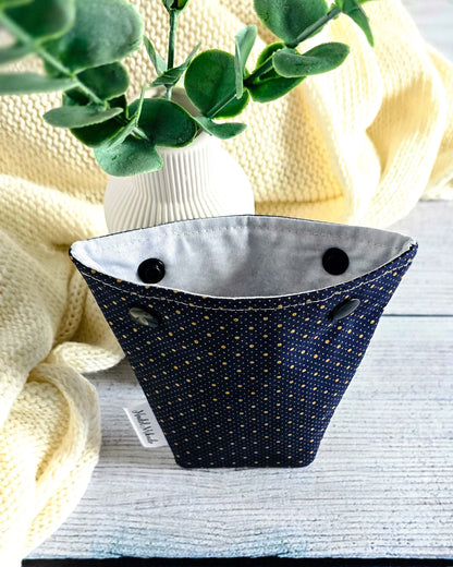 Nadelgarage Trio Midnight Dots – dunkelblau mit goldenen Punkten, handmade in Bayern von Nadelmikado