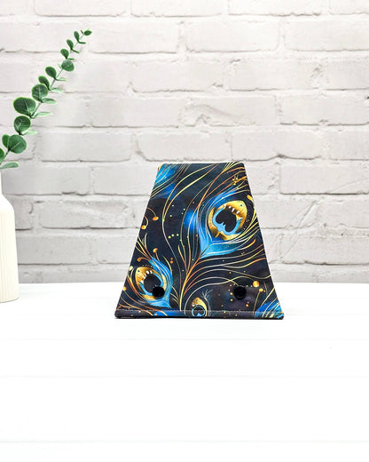 Nadelgarage Trio mit Pfauenfeder-Motiv - handgenäht in Bayern von Nadelmikado