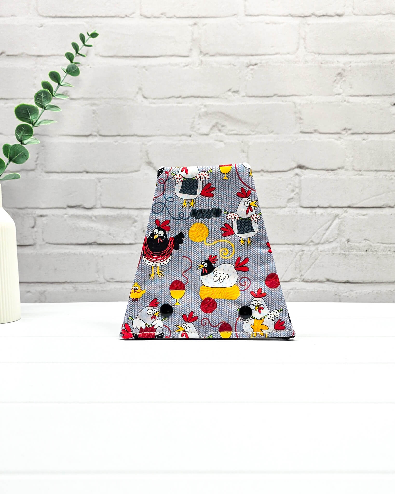 Nadelgarage Trio mit Strickhuhn-Motiv - handgenäht in Bayern von Nadelmikado