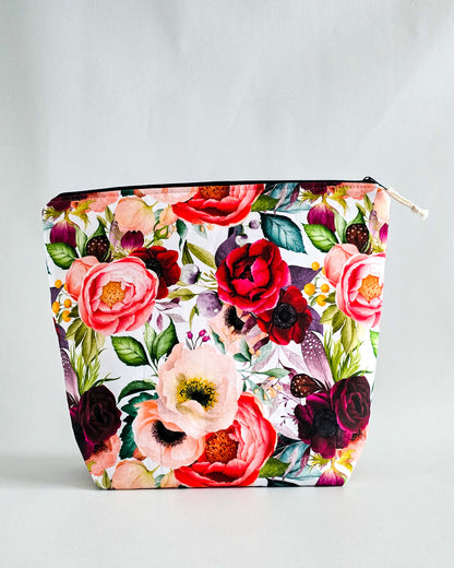 Njord Bag Blooming Garden – Projekttasche mit Blumenmuster, handgenäht in Bayern von Nadelmikado