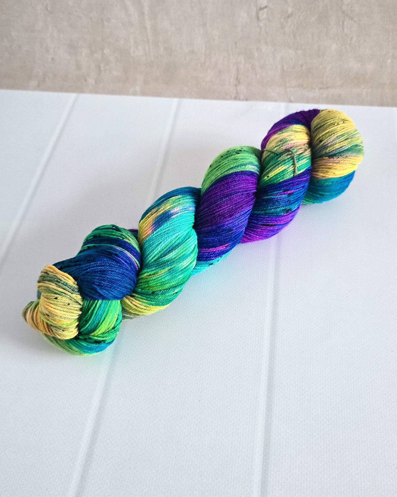 Pop Life - handgefärbte Sockenwolle - Nadelmikado