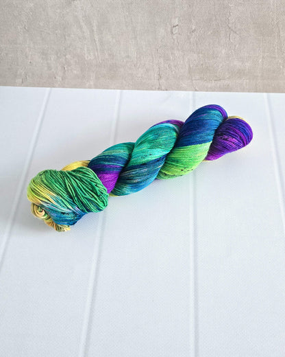 Pop Life - handgefärbte Sockenwolle - Nadelmikado