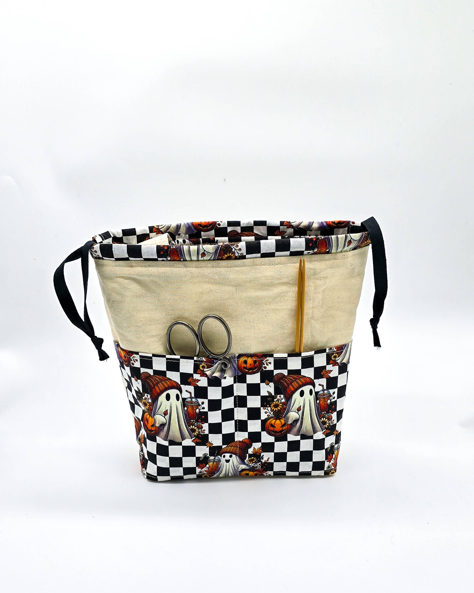 Projektbeutel Autumn Ghost – mit Kordelzug und Henkel, handgenäht in Bayern von Nadelmikado