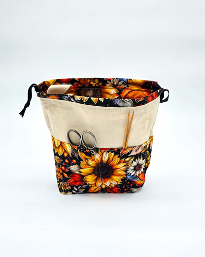 Projektbeutel Autumn Sunflower – mit Kordelzug und Henkel, handgenäht in Bayern von Nadelmikado