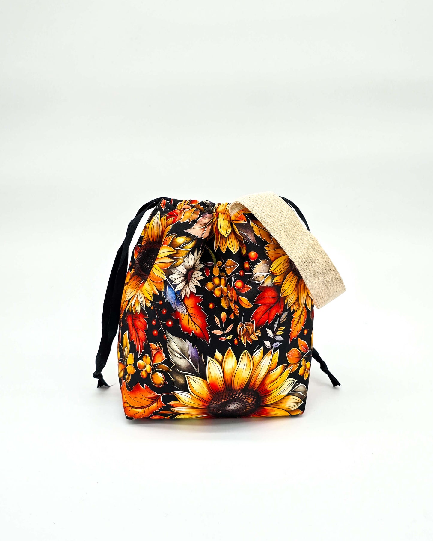 Projektbeutel Autumn Sunflower – mit Kordelzug und Henkel, handgenäht in Bayern von Nadelmikado