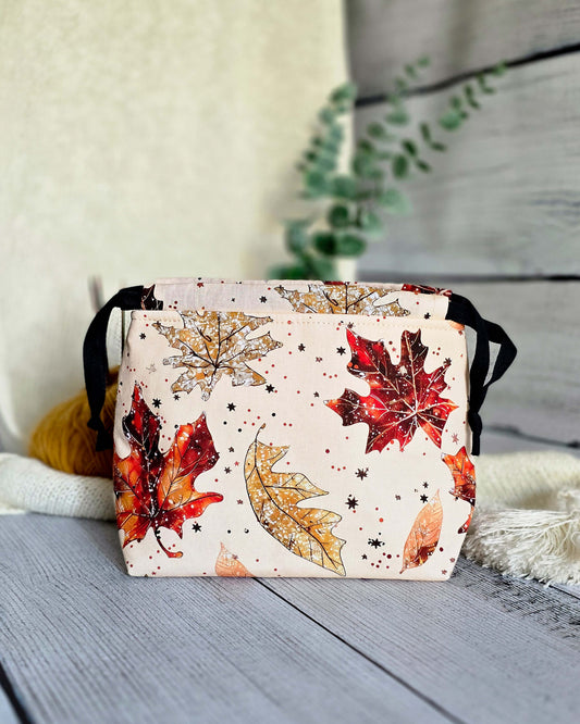 Projektbeutel Lyra im Blätter-Design, herbstliche Farben, Handarbeit Deutschland
