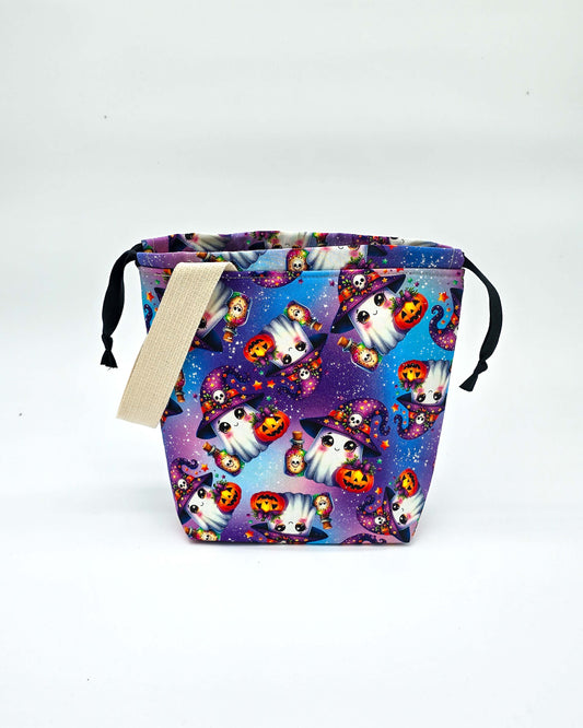 Projektbeutel Magic Ghost – mit Kordelzug und Henkel, handgenäht in Bayern von Nadelmikado