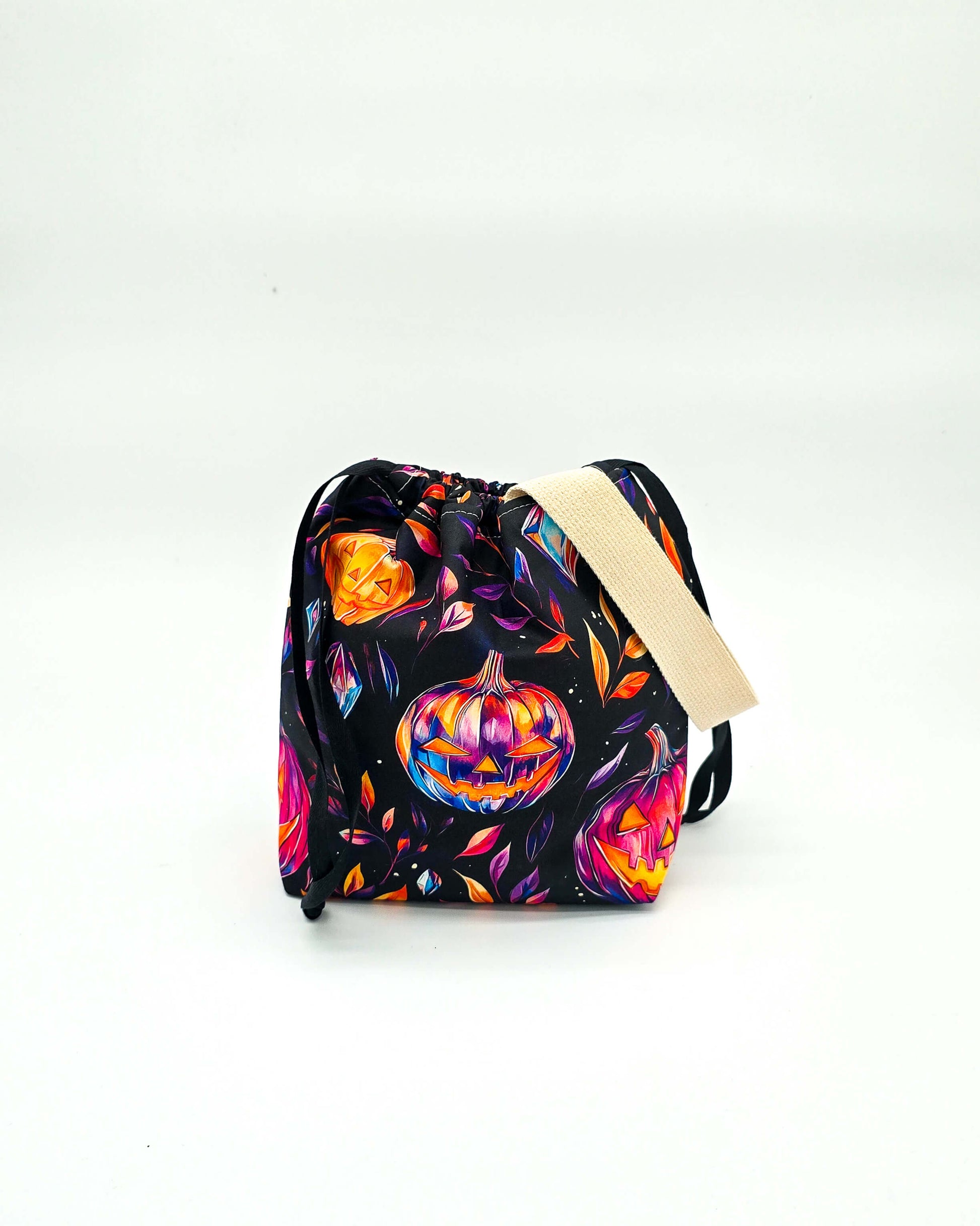 Projektbeutel Pumpkin Glow – mit Kordelzug und Henkel, handgenäht in Bayern von Nadelmikado