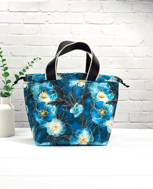 Projekttasche Alva M blau petrol floral handgenäht Bayern von Nadelmikado