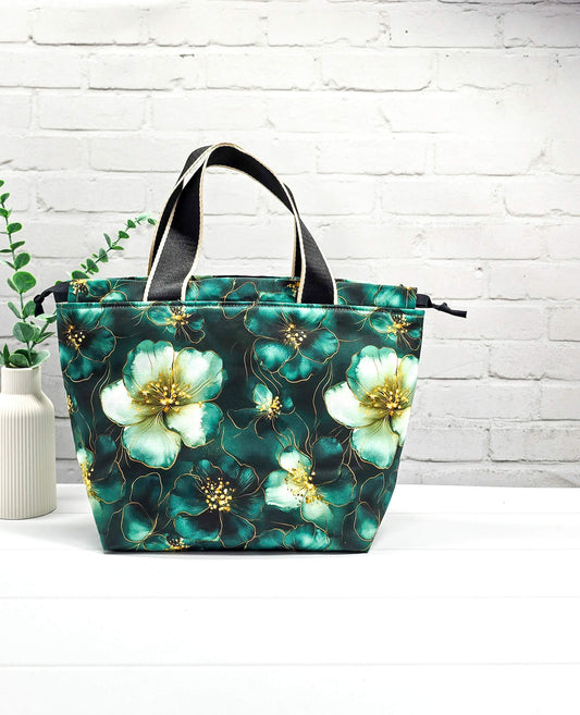 Projekttasche Alva M grün floral handgenäht Bayern von Nadelmikado