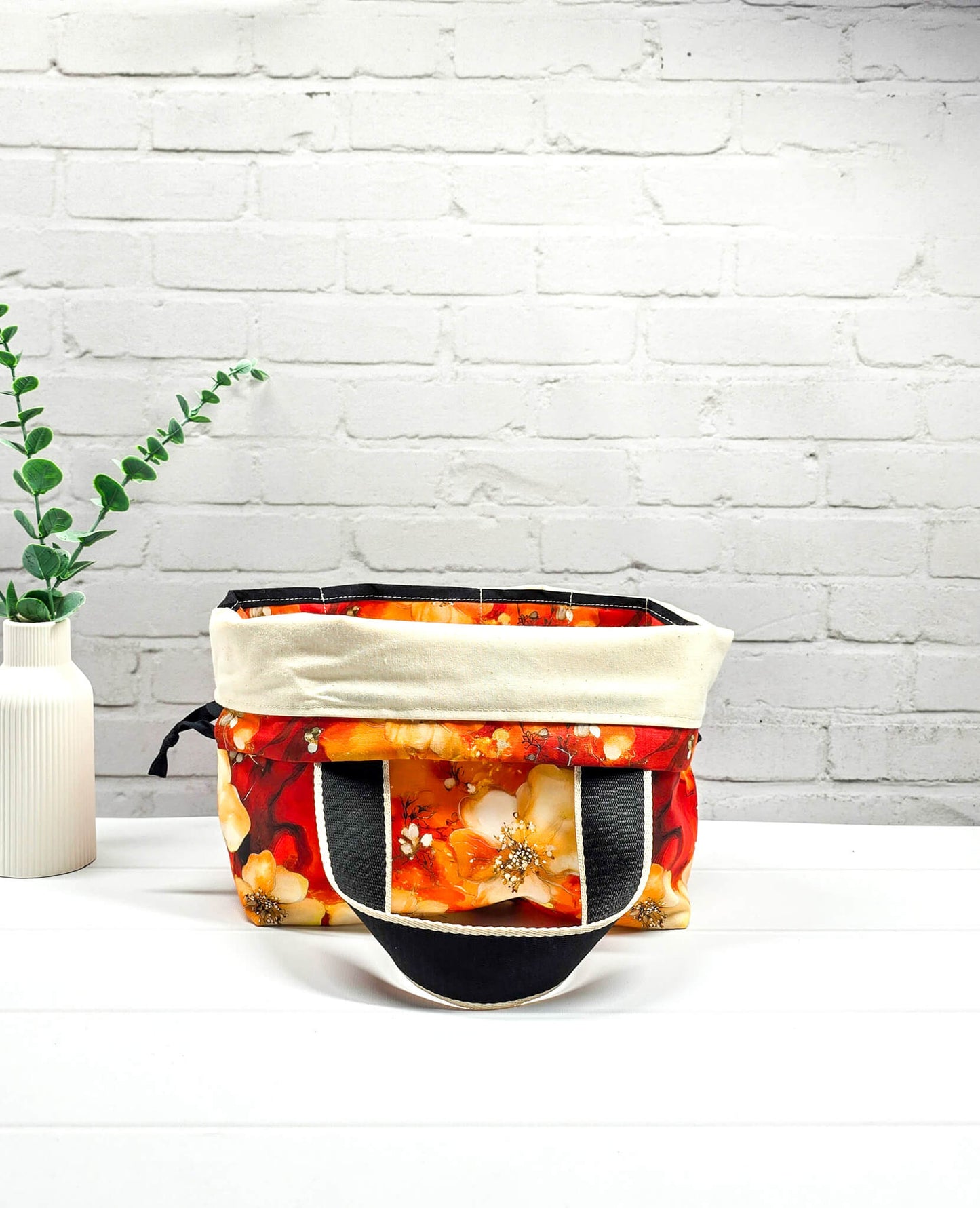 Projekttasche Alva M rot orange floral handgenäht Bayern von Nadelmikado