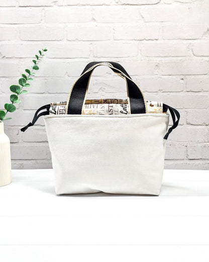 Projekttasche Alva S mit Kaffeetassenmotiv, handgenäht in Bayern von Nadelmikado