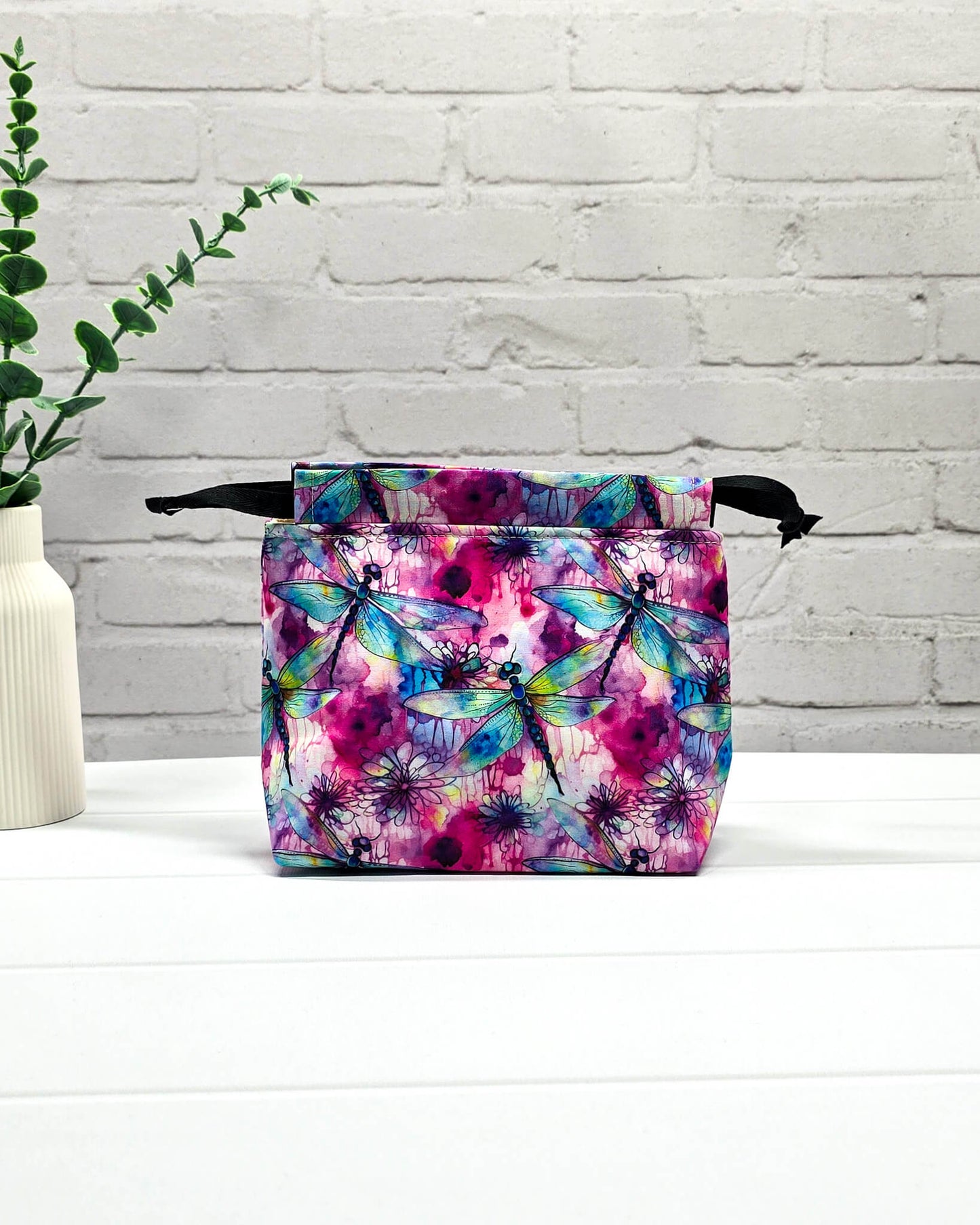 Projekttasche Größe S Lyra Dragonfly Bloom mit Libellen, handgenäht in Bayern von Nadelmikado