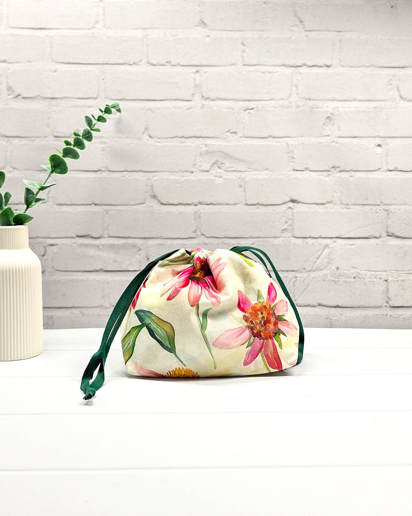 Projekttasche Größe S Lyra Summer Coneflower Blumenmotiv - handgenäht in Bayern von Nadelmikado