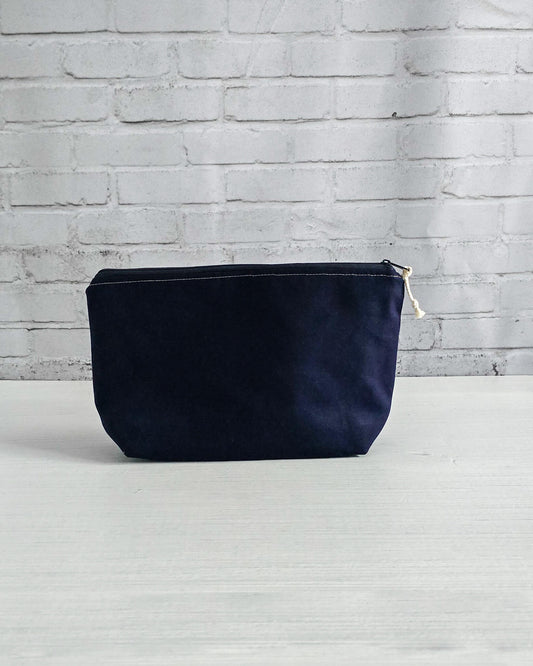 Projekttasche Isvind S aus dunkelblauem Canvas - handgenäht in Bayern von Nadelmikado