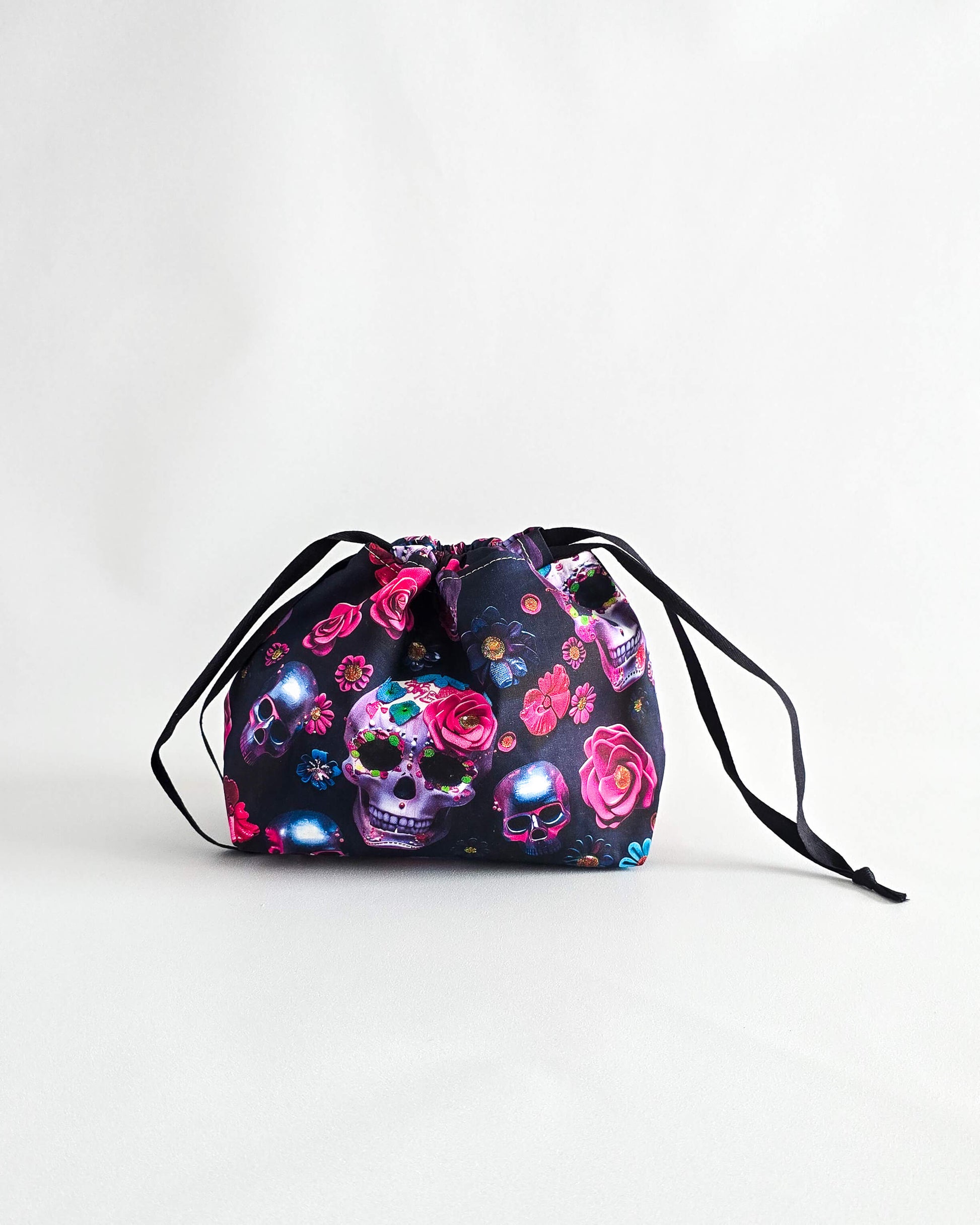 Projektbeutel Lyra im Sugar Skull Design, Handarbeit aus Deutschland