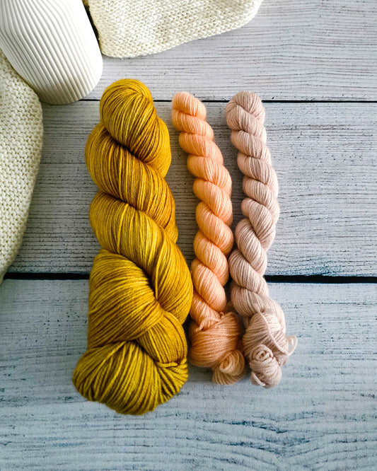 Super Sock Set Honey & Rose von Laurelknits – handgefärbt in Finnland - Nadelmikado, Bayern