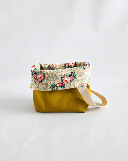 Projekttasche mit Kordelzug und Canvas – It’s Tea Time Collection - handgenäht in Bayern von Nadelmikado